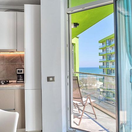 Sea Love Apt Spa N Pools Beach Resort Navodari Dış mekan fotoğraf