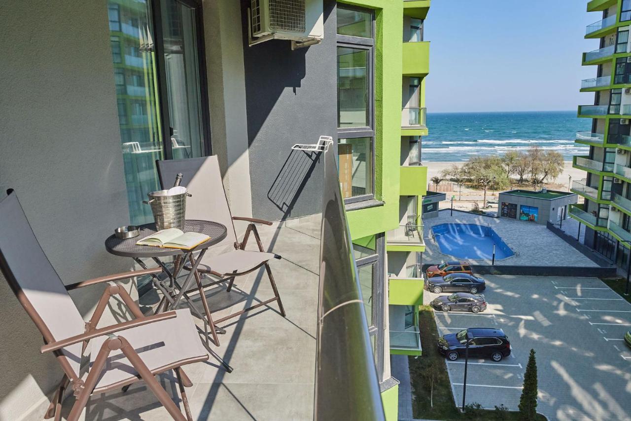 Sea Love Apt Spa N Pools Beach Resort Navodari Dış mekan fotoğraf