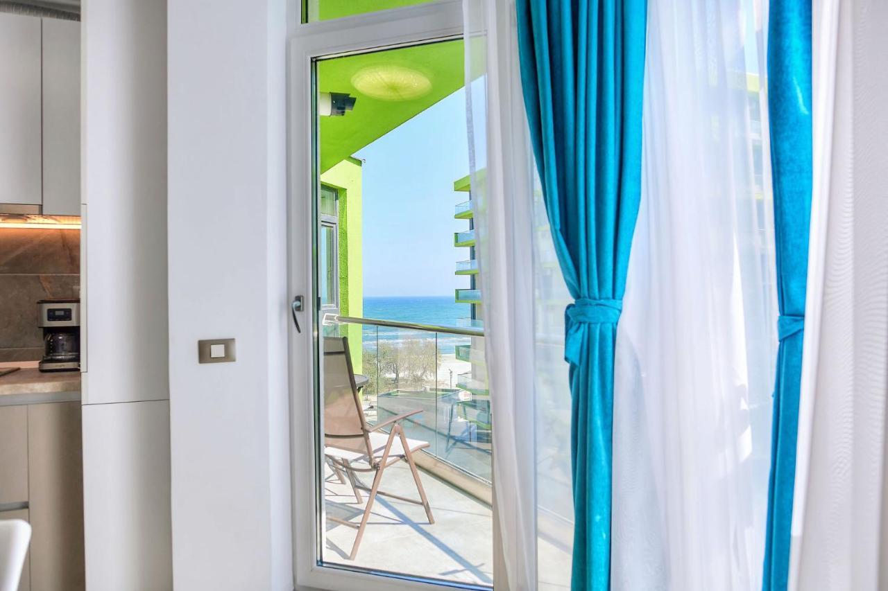 Sea Love Apt Spa N Pools Beach Resort Navodari Dış mekan fotoğraf